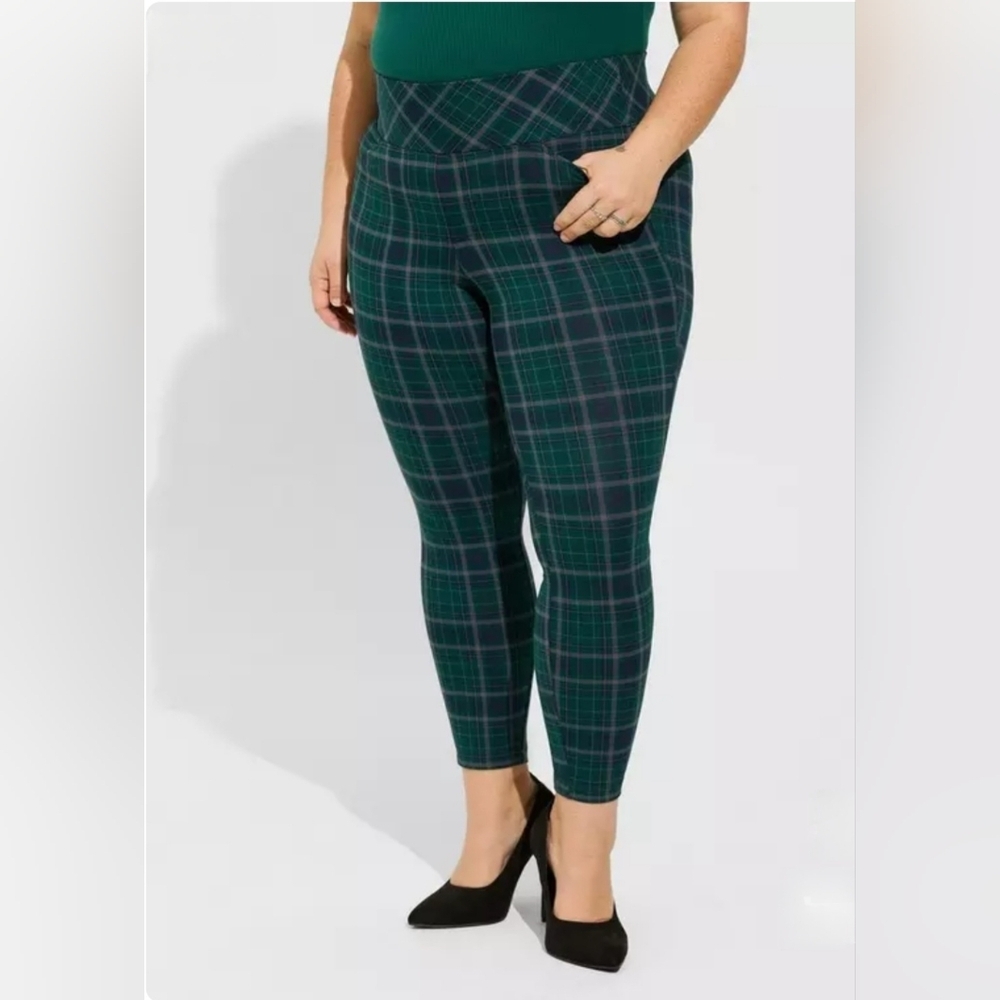 Torrid Plus Sz 6T Green Plaid Ponte Skinny Pants High Rise Pixie Pocket